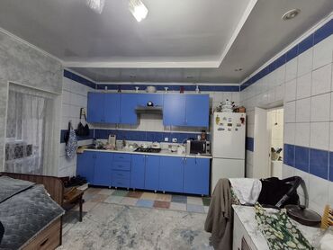 дом по элебесова: Үй, 99 кв. м, 4 бөлмө, Менчик ээси, Косметикалык оңдоо