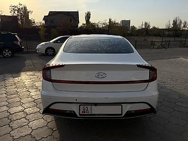 Hyundai: Hyundai Sonata: 2021 г., 2 л, Автомат, Газ, Седан — 5