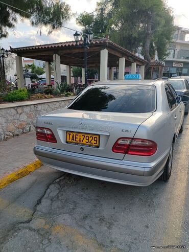 Mercedes-Benz: Mercedes-Benz E 220: 2.2 l | 1999 year Limousine