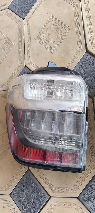 led свет: Комплект стоп-сигналов Toyota 2020 г., Б/у, Оригинал — 3