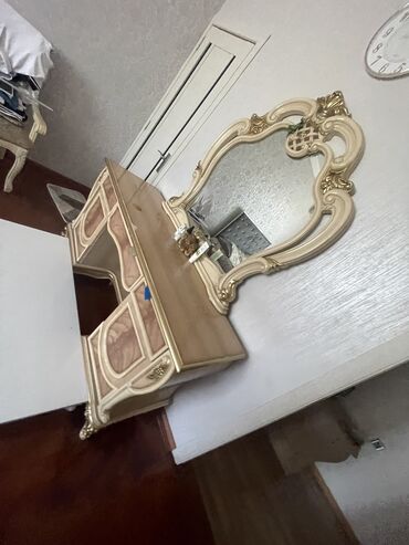işləmiş dolab: Heç bir problemi yoxdur işlekdir real alıcıya endirim var