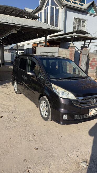 Honda: Honda Stepwgn: 2005 г., 2 л, Автомат, Бензин, Минивэн — 2