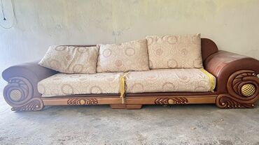двухярустный диван: Түз диван, Колдонулган