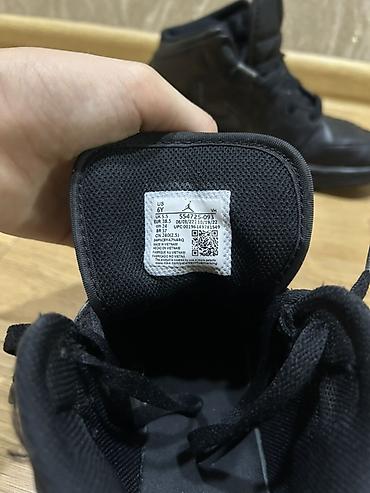 oğlan üçün oyuncaqlar: Rəng - Qara Krossovkalar, Nike, Ölçü: 38, Oğlan üçün — 3