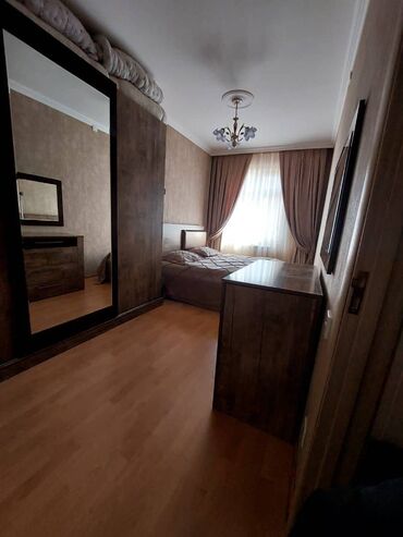 Köhnə tikili: Bakı, 7-ci mikrorayon, 2 otaqlı, Köhnə tikili, m. Azadlıq Prospekti, 50 kv. m — 4