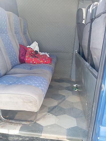 форд транзит авто: Грузопассажирский фургон синего цвета (тип Mercedes Sprinter/аналог) с — 4
