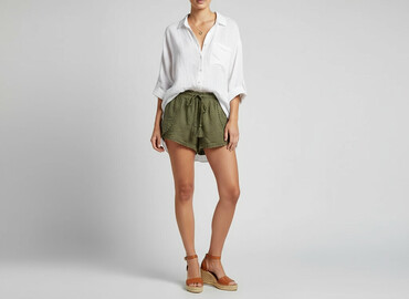 ccc koturny sandały: Primark, Shorts for women, size M