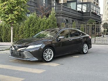 rav4 se: Toyota Camry: 2018 г., 2.5 л, Автомат, Бензин, Седан — 2