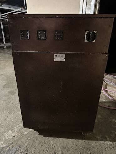 Gərginlik stabilizatorları: İşlənmiş, Sənaye üçün, 3 faza, Gərginliy stabilizatoru, 220/380 V, Ünvandan götürmə -da lalafo.az — 3 Gərginlik stabilizatorları: İşlənmiş, Sənaye üçün, 3 faza, Gərginliy stabilizatoru, 220/380 V, Ünvandan götürmə — 3