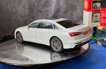 Avtomobil modelləri: 2019 il, 1:18, Dəmir, Ödənişli çatdırılma — 19