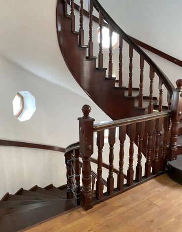 Продажа домов: Дом, 300 м², 7 комнат, Агентство недвижимости, Косметический ремонт — 2