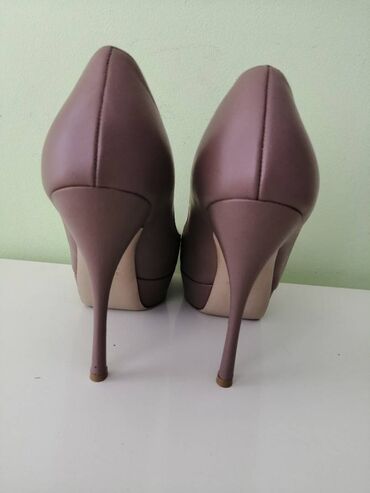 Γυναικεία είδη Υπόδησης: Αντλίες Valentino Garavani Rockstud Πολύ καλή κατάσταση, 100% — 4
