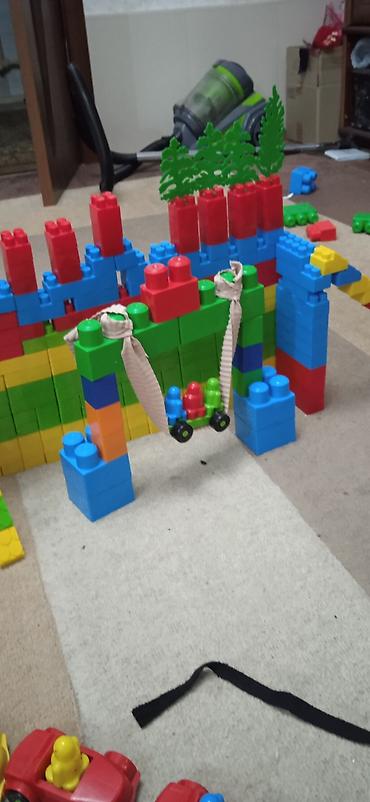 Другие товары для детей: Продаю конструктор Лего очень много деталей крупных и средних в — 8