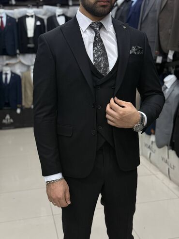 Kostyumlar: Kişi dəst kostyum Şık və modern seçimlər 😎 Mağaza var. Nağd və — 28