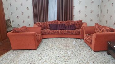 двухяросный диван: Цвет - Коричневый, Б/у