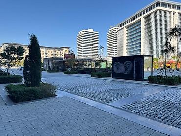 lotka baliq: Ağ şəhər, 4 otaqlı, Yeni tikili, 225 kv. m — 2