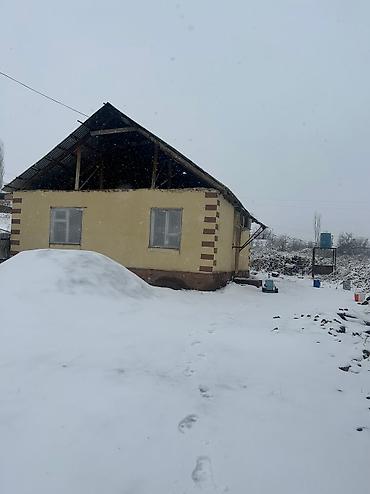 участок на рассрочку: Срочно продается Дом 4 сот цена 50 тыс доллар район Сокулук село 1 май — 2