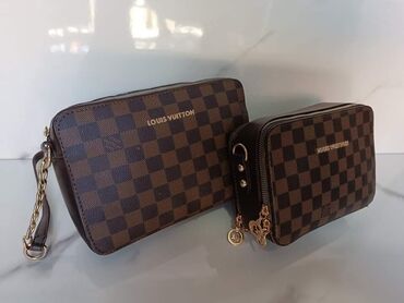 Torbe: Torbe 
Velike cena 4100din, manje po 3000din — 15