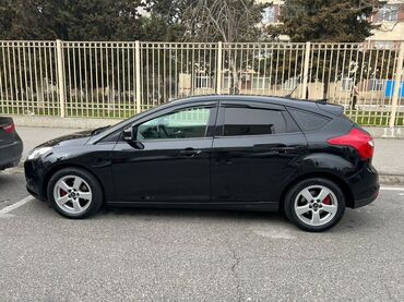 reduktor suretler qutusu: Ford Focus: 1.6 l | 2014 il 163000 km Hetçbek