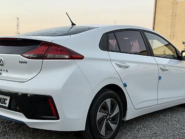 хендай ионик: Hyundai Ioniq: 2016 г., 1.6 л, Автомат, Гибрид, Хэтчбэк — 4