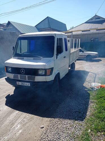 mercedesbenz actros грузовой: Легкий грузовик, Дубль, 2 т, Б/у