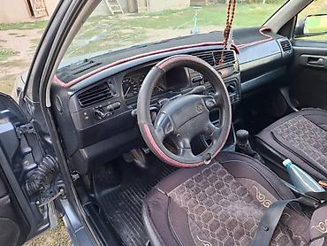 206 65 16: Volkswagen Golf: 1995 г., 1.8 л, Механика, Бензин, Хэтчбэк — 8