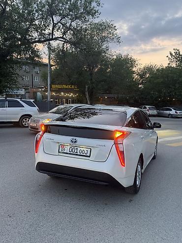 Toyota: Toyota Prius: 2016 г., 1.8 л, Вариатор, Гибрид, Хэтчбэк — 4