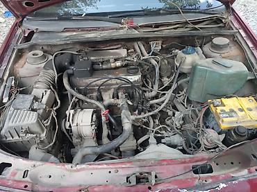 Volkswagen: Volkswagen Passat: 1992 г., 2 л, Механика, Бензин, Универсал — 9