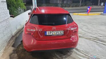 Mercedes-Benz: Mercedes-Benz A 180: 1.8 l. | 2014 έ. Χάτσμπακ — 1