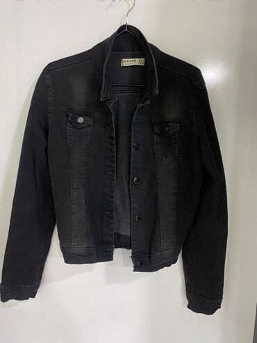 Pencəklər: 2 üst geyim dəsti 1) Qara denim cins gödəkçə - Brend: Amrod - Ölçü