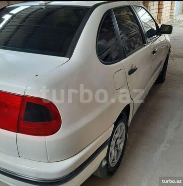 volkswagen polo 2: Volkswagen Polo: 1.8 л | 1995 г. Седан