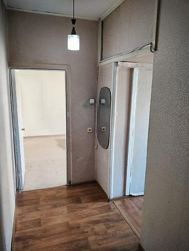 1000: 1 комната, 35 м², 1000 мелочей 105 серия, 5 этаж, Старый ремонт — 4