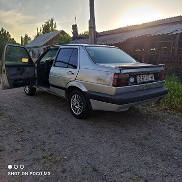 камри 1988: Volkswagen Jetta: 1988 г., 1.8 л, Механика, Бензин, Седан