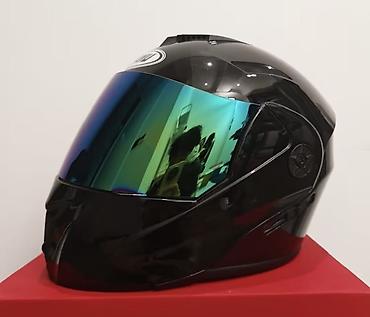 moto r15: Motosiklet dəbilqəsi, 2-ci şəkildəki açılıb-bağlanan mat Qara model — 1