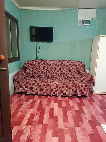 Долгосрочная аренда домов: 32 м², 2 комнаты, Утепленный, Забор, огорожен — 1