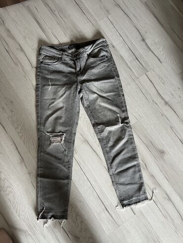 джинсы размер м: Прямые, Zara
