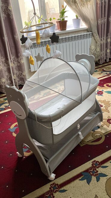 мебель из паддона: Манеж-кровать, Новый, Складной