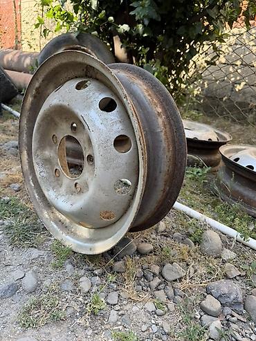 car buy: İşlənmiş Disk VAZ (LADA) R 17, 5 Boltlu — 2