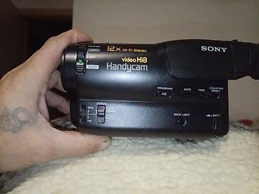 Video kamere: Na prodaju Sony Handycam video Hi8 kamkorder – model CCD‑TR650E (PAL) — 2