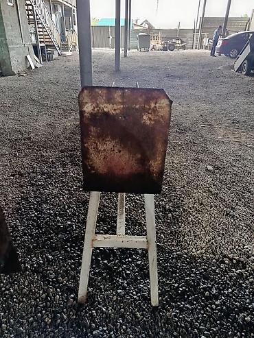 Другое оборудование для кафе, ресторанов: Продаются мангалы - 2 шт. +200 шампуров к каждому. Размеры: длина 220 — 4