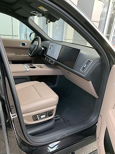 laux xt: Lixiang L9: 2025 г., 1.5 л, Автомат, Гибрид, Внедорожник — 3