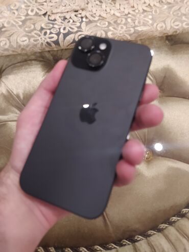 Apple iPhone: IPhone 15, 256 GB, Qara, Simsiz şarj, Face ID