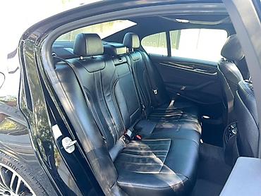 вмятина: BMW 5 series: 2020 г., 3 л, Седан — 6