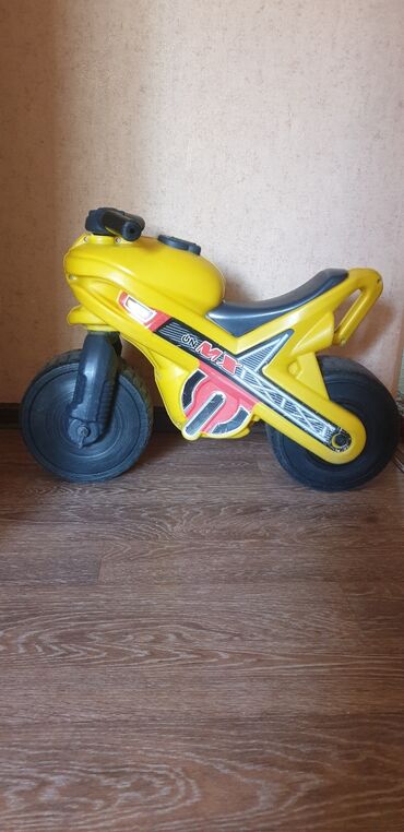 детский мотоцыкл: Продается детский мотоцикл для 2-5 летних детей. Очень удобный, 