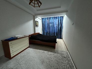 Долгосрочная аренда квартир: 3 комнаты, Риэлтор, Без подселения, С мебелью полностью — 5