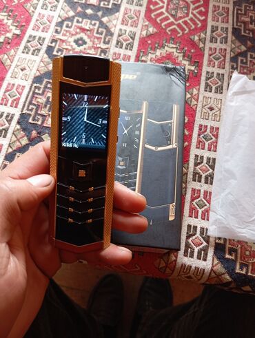iphone 12 azerbaycan fiyatı: Vertu Aster, 2 GB, rəng - Qızılı, Düyməli