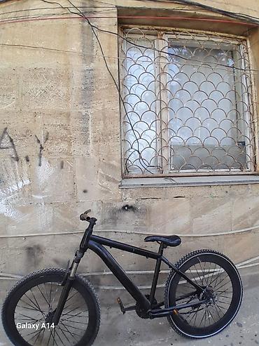Velosipedlər: Şəhər tipli velosiped – qara rəng - Bərkidilmiş alüminium/metal — 3