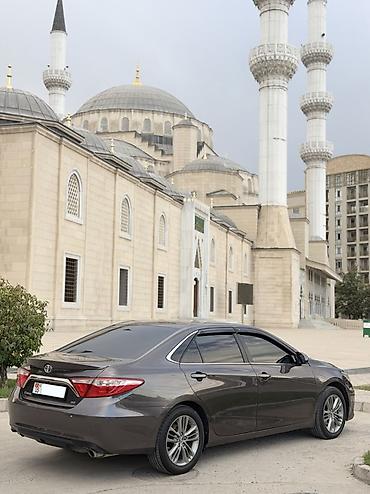 Продажа авто: Toyota Camry: 2015 г., Седан — 4