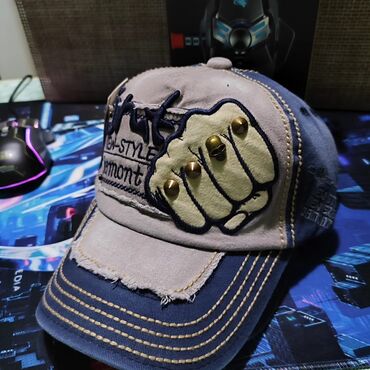 Кепки: Кепка, Бейсболка, Козырек: Изогнутый, С вышивкой — 29