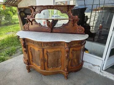 Stilske komode: Odlicno stanje dobro ocuvano. Duzina 160 cm Dubina 70 cm Visina 170 cm na lalafo.rs — 11 Stilske komode: Odlicno stanje dobro ocuvano. Duzina 160 cm Dubina 70 cm Visina 170 cm — 11